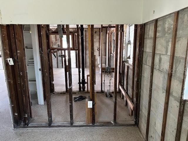 6608 MANOR BEACH ROAD, New Port Richey, FL 34652