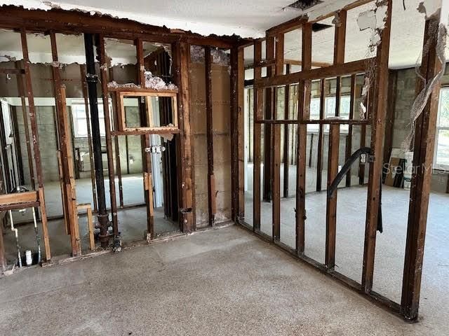 6608 MANOR BEACH ROAD, New Port Richey, FL 34652