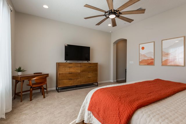 1720 Mount Hood Trail NW, Albuquerque, NM 87120