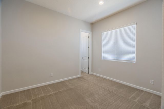 1720 Mount Hood Trail NW, Albuquerque, NM 87120
