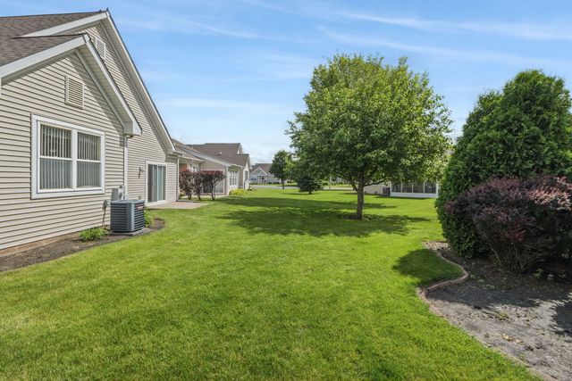 2549 Lincoln Park Court 2549, Crest Hill, IL 60403