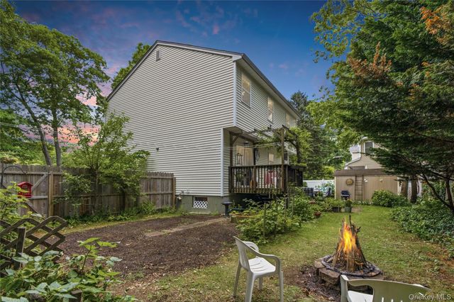 58 Silver Road, Mastic Beach, NY 11951