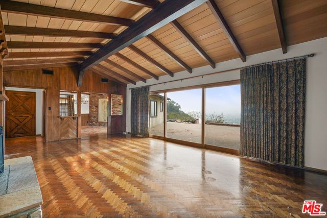 13150 Mulholland Drive, Beverly Hills, CA 90210