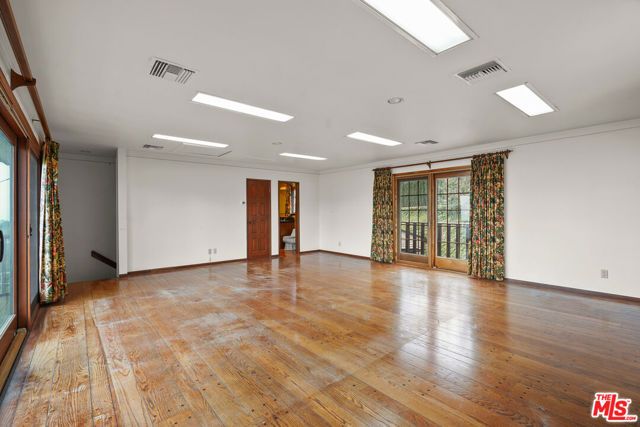 13150 Mulholland Drive, Beverly Hills, CA 90210