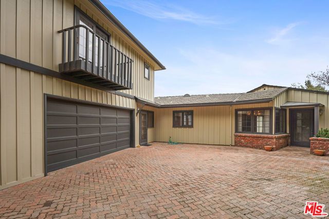 13150 Mulholland Drive, Beverly Hills, CA 90210