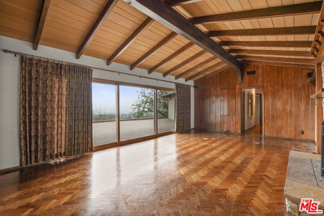 13150 Mulholland Drive, Beverly Hills, CA 90210