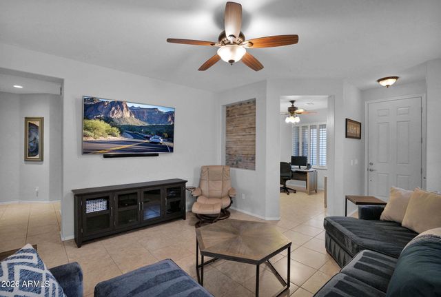 22569 W ANTELOPE Trail, Buckeye, AZ 85326