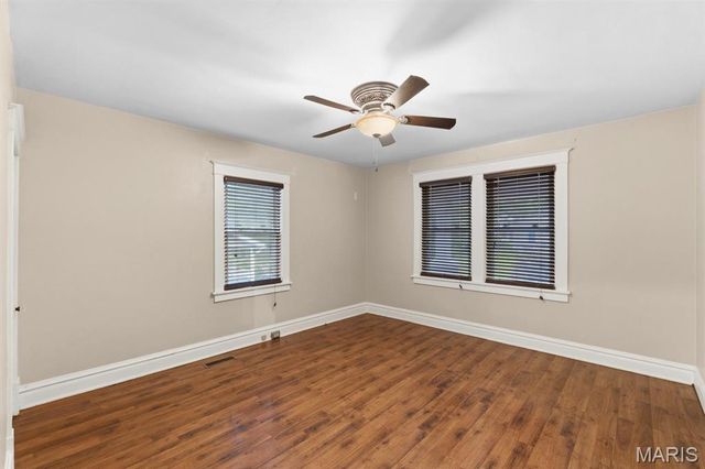 2413 Leslie Avenue, Overland, MO 63114