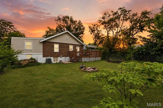 2413 Leslie Avenue, Overland, MO 63114