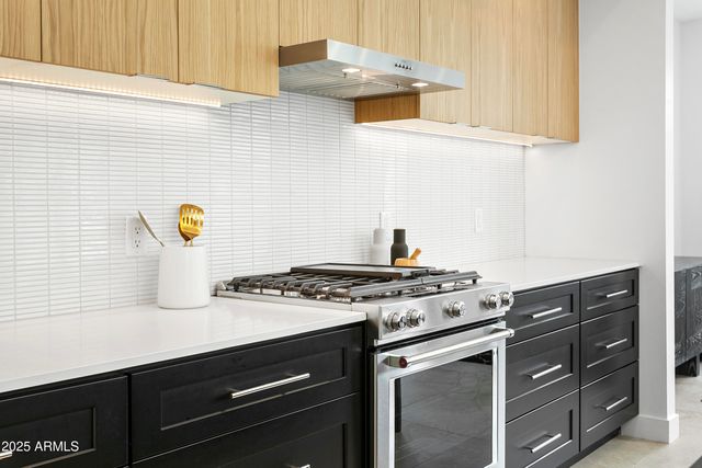 4002 N 33RD Place, Phoenix, AZ 85018