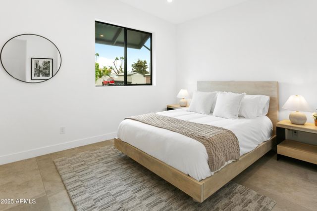 4002 N 33RD Place, Phoenix, AZ 85018