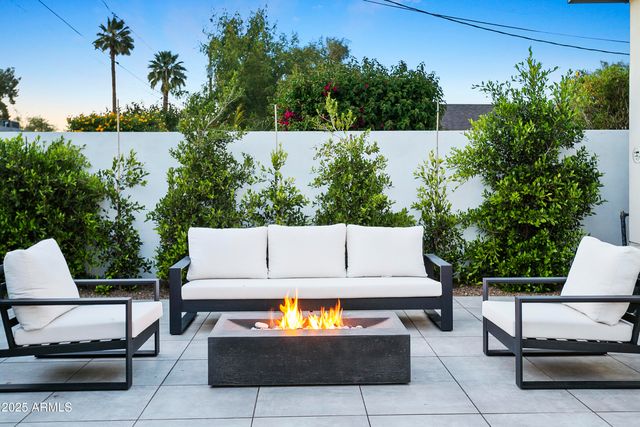 4002 N 33RD Place, Phoenix, AZ 85018