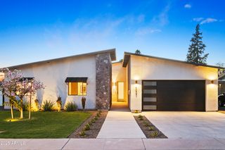 4002 N 33RD Place, Phoenix, AZ 85018