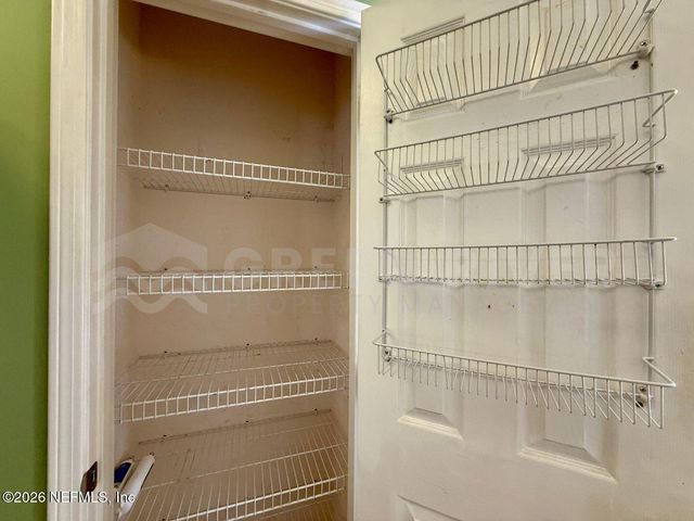 2927 WATERS VIEW Circle, Orange Park, FL 32073