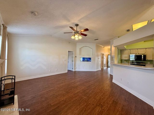 2927 WATERS VIEW Circle, Orange Park, FL 32073