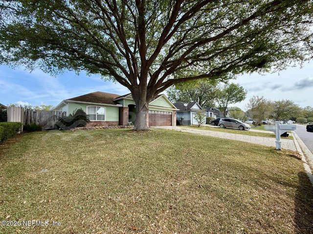 2927 WATERS VIEW Circle, Orange Park, FL 32073