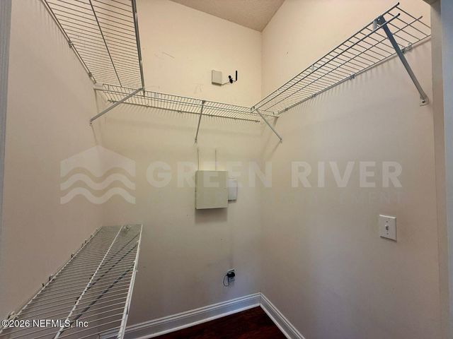 2927 WATERS VIEW Circle, Orange Park, FL 32073