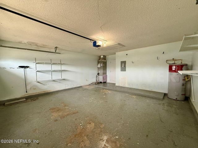 2927 WATERS VIEW Circle, Orange Park, FL 32073