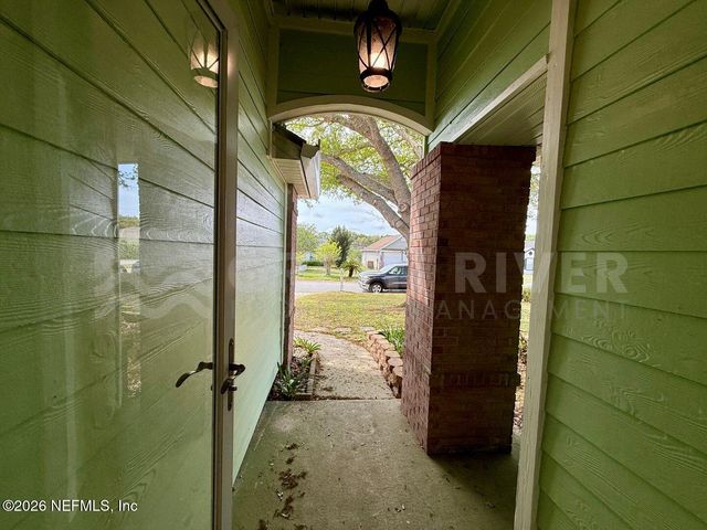 2927 WATERS VIEW Circle, Orange Park, FL 32073