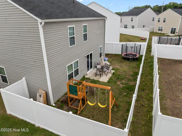 3109 March Court, Greenville, NC 27834