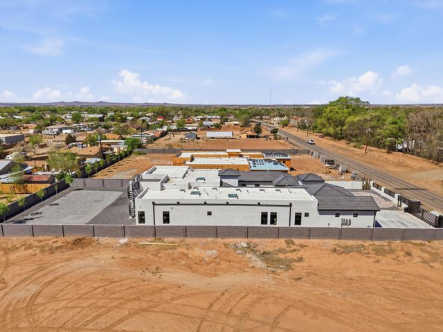 128 Los Ranchos Road NW, Albuquerque, NM 87107