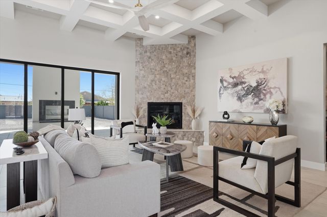 128 Los Ranchos Road NW, Albuquerque, NM 87107