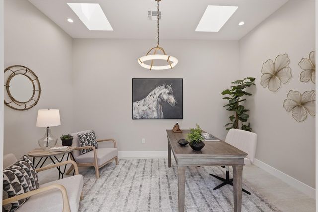 128 Los Ranchos Road NW, Albuquerque, NM 87107