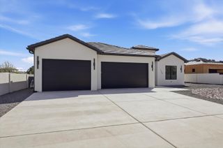 128 Los Ranchos Road NW, Albuquerque, NM 87107