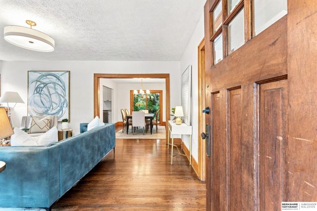 1710 S 55 Street, Omaha, NE 68106