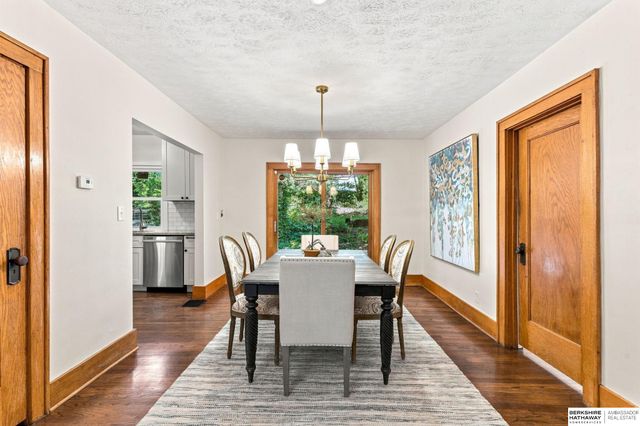 1710 S 55 Street, Omaha, NE 68106
