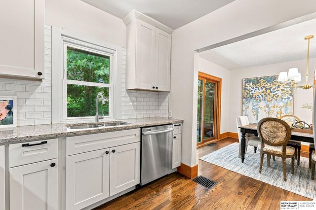 1710 S 55 Street, Omaha, NE 68106
