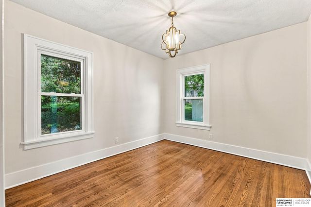 1710 S 55 Street, Omaha, NE 68106