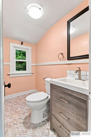 1710 S 55 Street, Omaha, NE 68106
