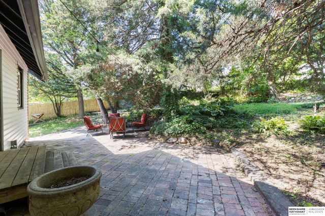 1710 S 55 Street, Omaha, NE 68106