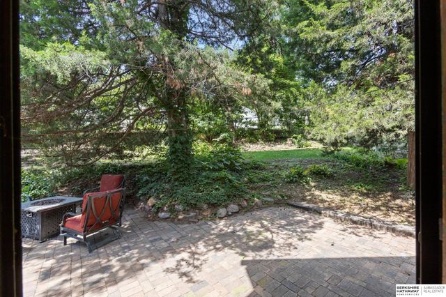 1710 S 55 Street, Omaha, NE 68106