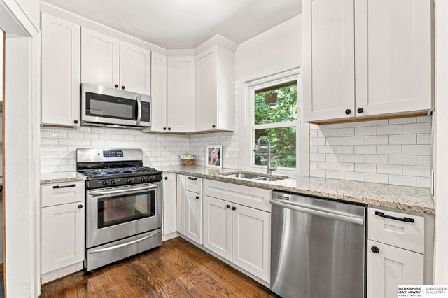 1710 S 55 Street, Omaha, NE 68106