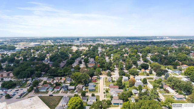 1710 S 55 Street, Omaha, NE 68106