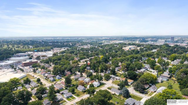 1710 S 55 Street, Omaha, NE 68106