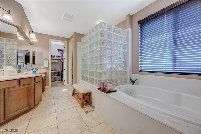 9738 Elk Grove Valley Street, Las Vegas, NV 89178