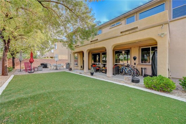 9738 Elk Grove Valley Street, Las Vegas, NV 89178