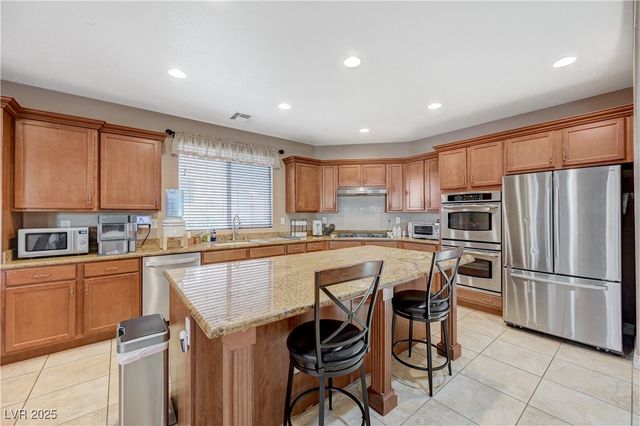 9738 Elk Grove Valley Street, Las Vegas, NV 89178