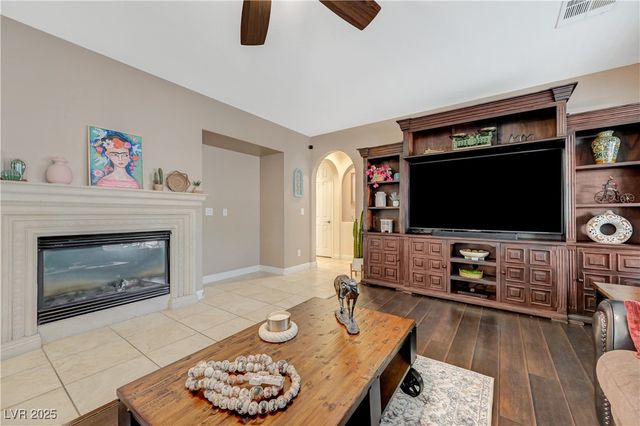 9738 Elk Grove Valley Street, Las Vegas, NV 89178