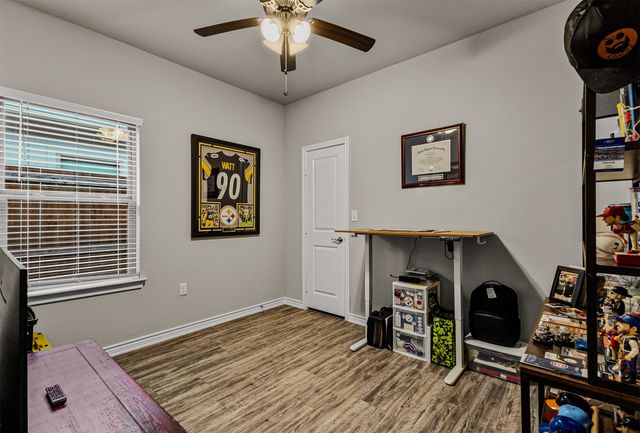 350 Preston Road, Mabank, TX 75147