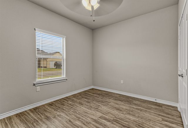 350 Preston Road, Mabank, TX 75147