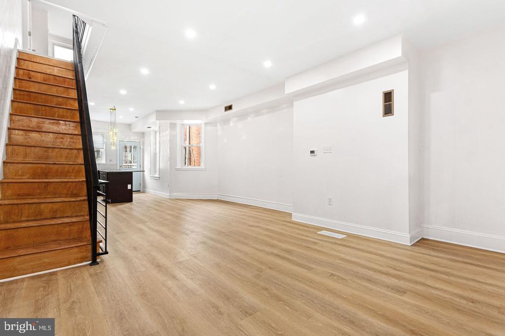 2042 S CECIL ST, PHILADELPHIA, PA 19143 — photo 5