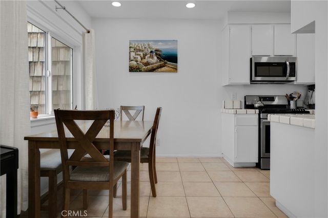 15516 Nordhoff Street 217, North Hills, CA 91343