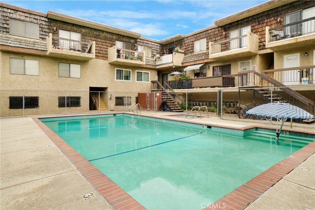 15516 Nordhoff Street 217, North Hills, CA 91343