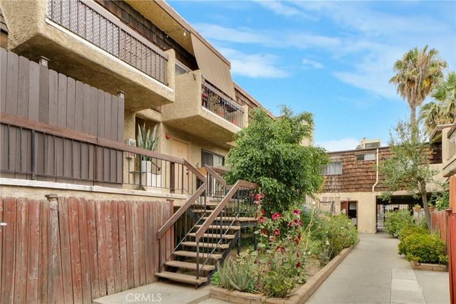 15516 Nordhoff Street 217, North Hills, CA 91343