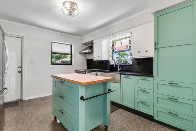 1621 N L Street, Lake Worth Beach, FL 33460