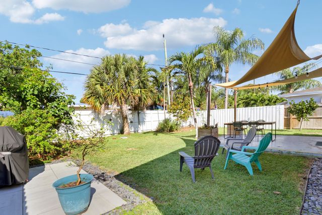 1621 N L Street, Lake Worth Beach, FL 33460